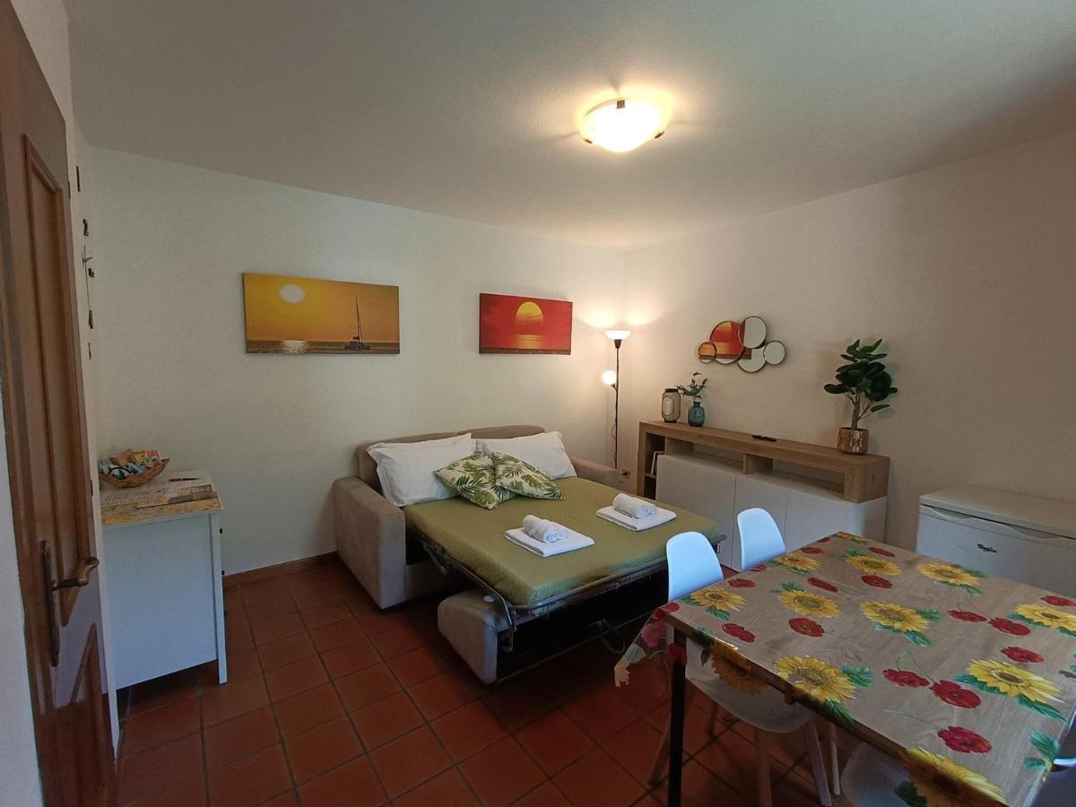 Riva Bianca Castle Holiday Home Lierna Exterior foto